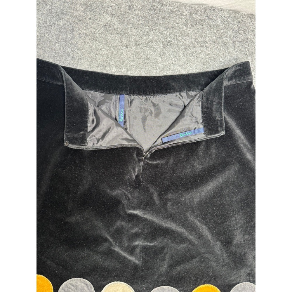 Vintage Boden Black Velvet A-Lined Skirt w/Circle Applique Size 16R - Picture 3 of 8